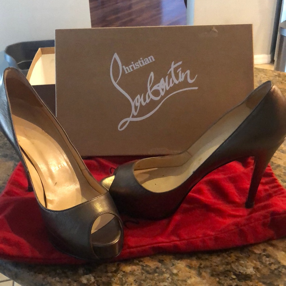 Christian Louboutin heels size 8.5